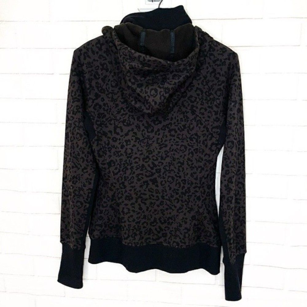 2 for $30 ATHLETA Triumph Black Leopard Print Hoodie - Picture 7 of 13